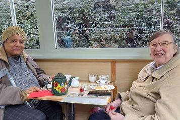Healthwatch volunteers cruising the canals